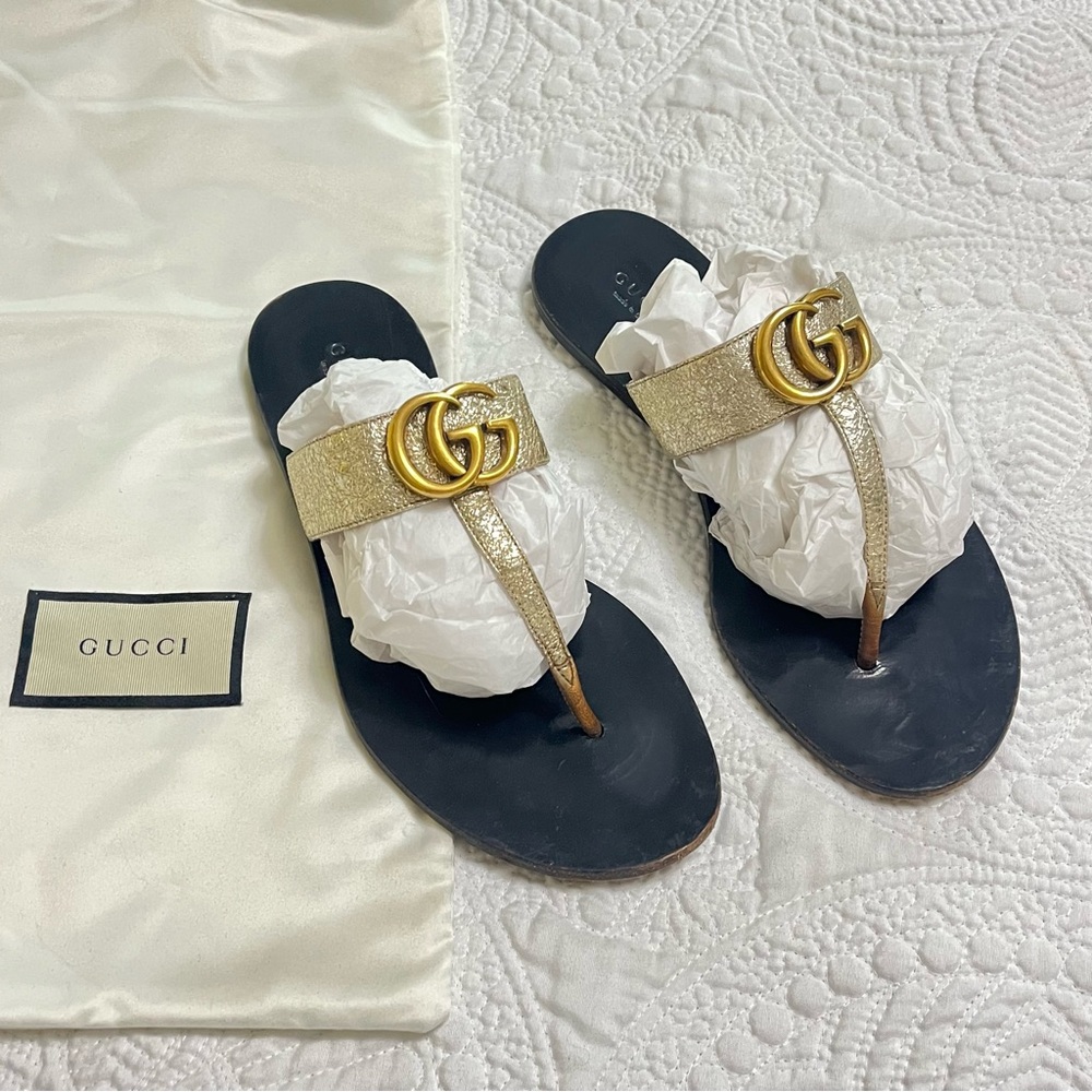 GUCCI Marmont Double GG Gold T Strap Flat Sandal Black Leather Size 37.5